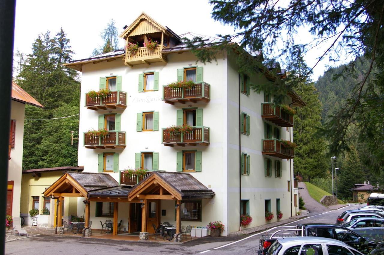 פיו פונטי Hotel Zanella מראה חיצוני תמונה