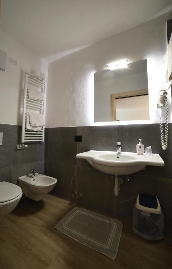 פיו פונטי Hotel Zanella מראה חיצוני תמונה