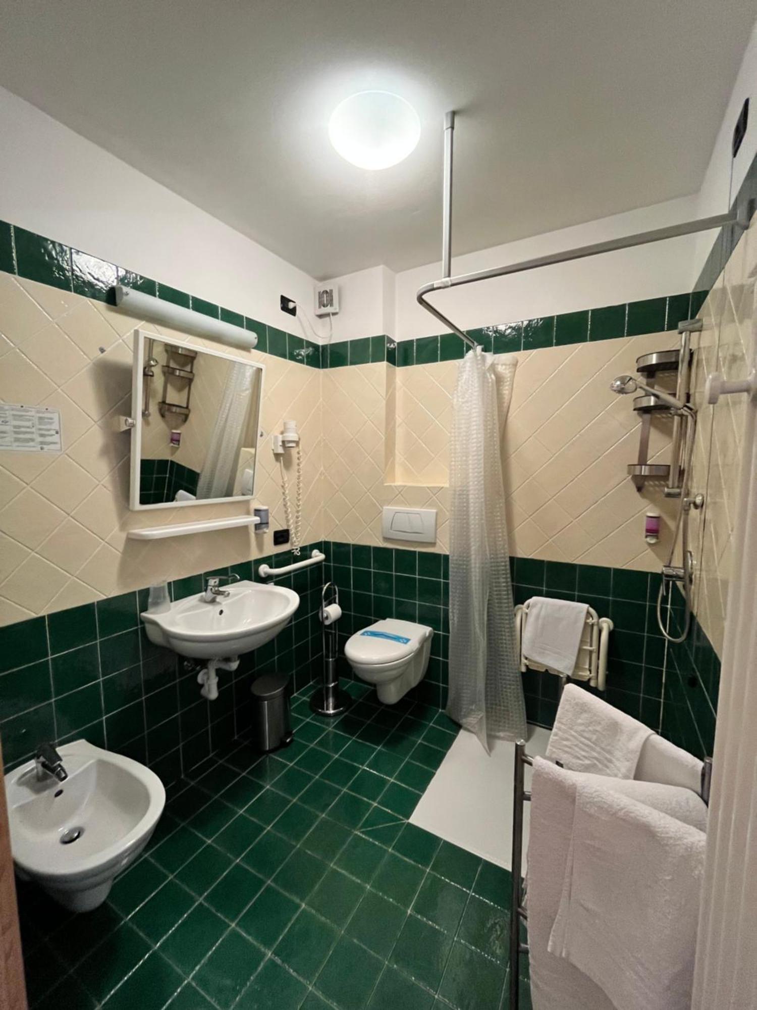פיו פונטי Hotel Zanella מראה חיצוני תמונה